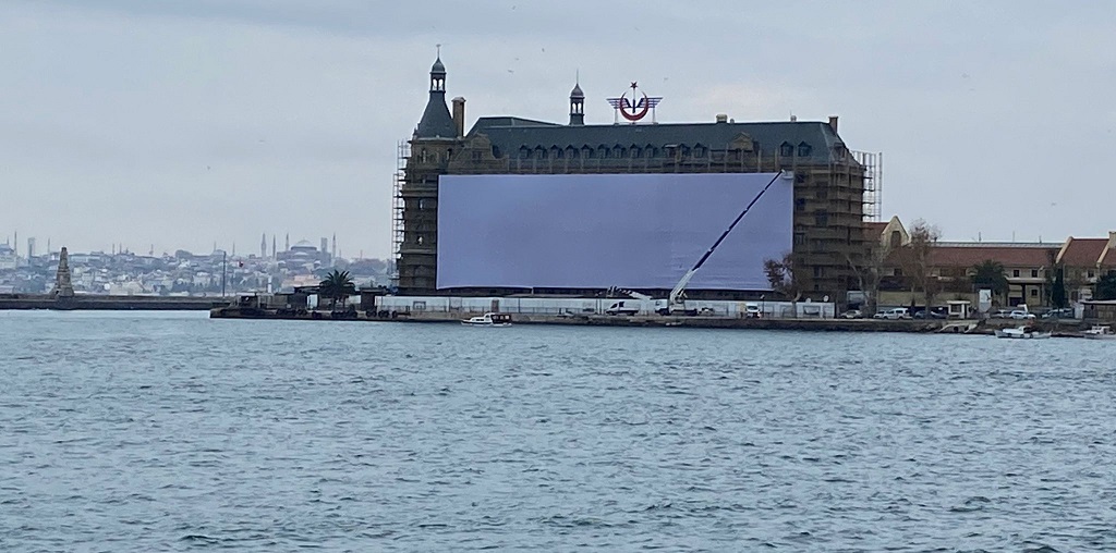 Basına ve Kamuoyuna; "Haydarpaşa Garı hiçbir şekilde piyasanın çıkarlarına alet edilemez!"